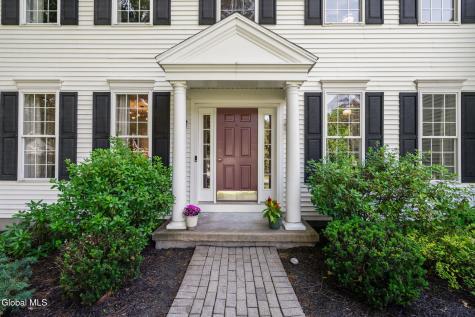 22 Parkside Trail Ballston Lake NY 12019
