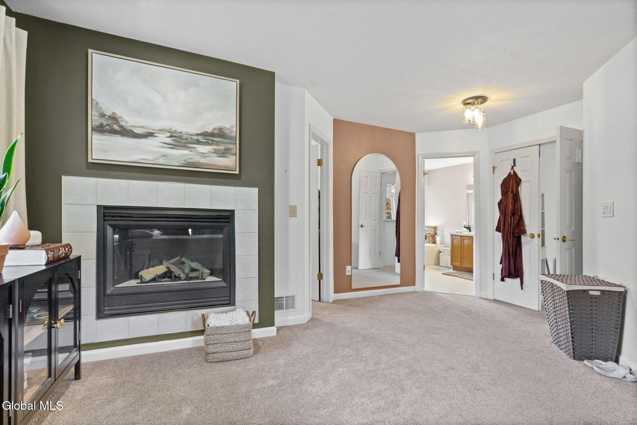 22 Parkside Trail Ballston Lake NY 12019