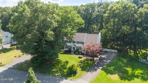 22 Parkside Trail Ballston Lake NY 12019