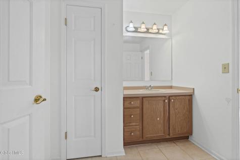 22 Parkside Trail Ballston Lake NY 12019