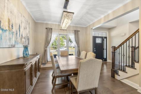 4 Oakhurst Court Clifton Park NY 12065