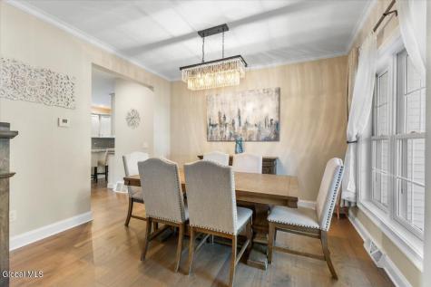 4 Oakhurst Court Clifton Park NY 12065