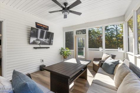 4 Oakhurst Court Clifton Park NY 12065