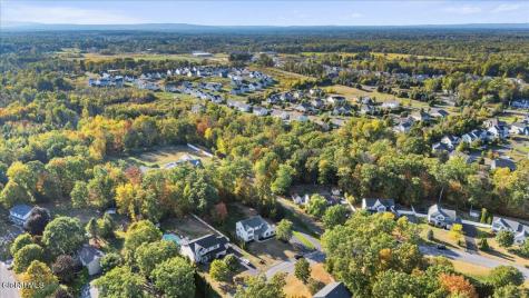 4 Oakhurst Court Clifton Park NY 12065