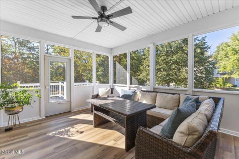 4 Oakhurst Court Clifton Park NY 12065