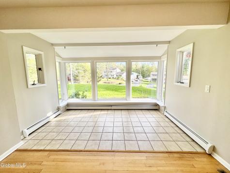 25 Shadow Wood Way Ballston Lake NY 12019