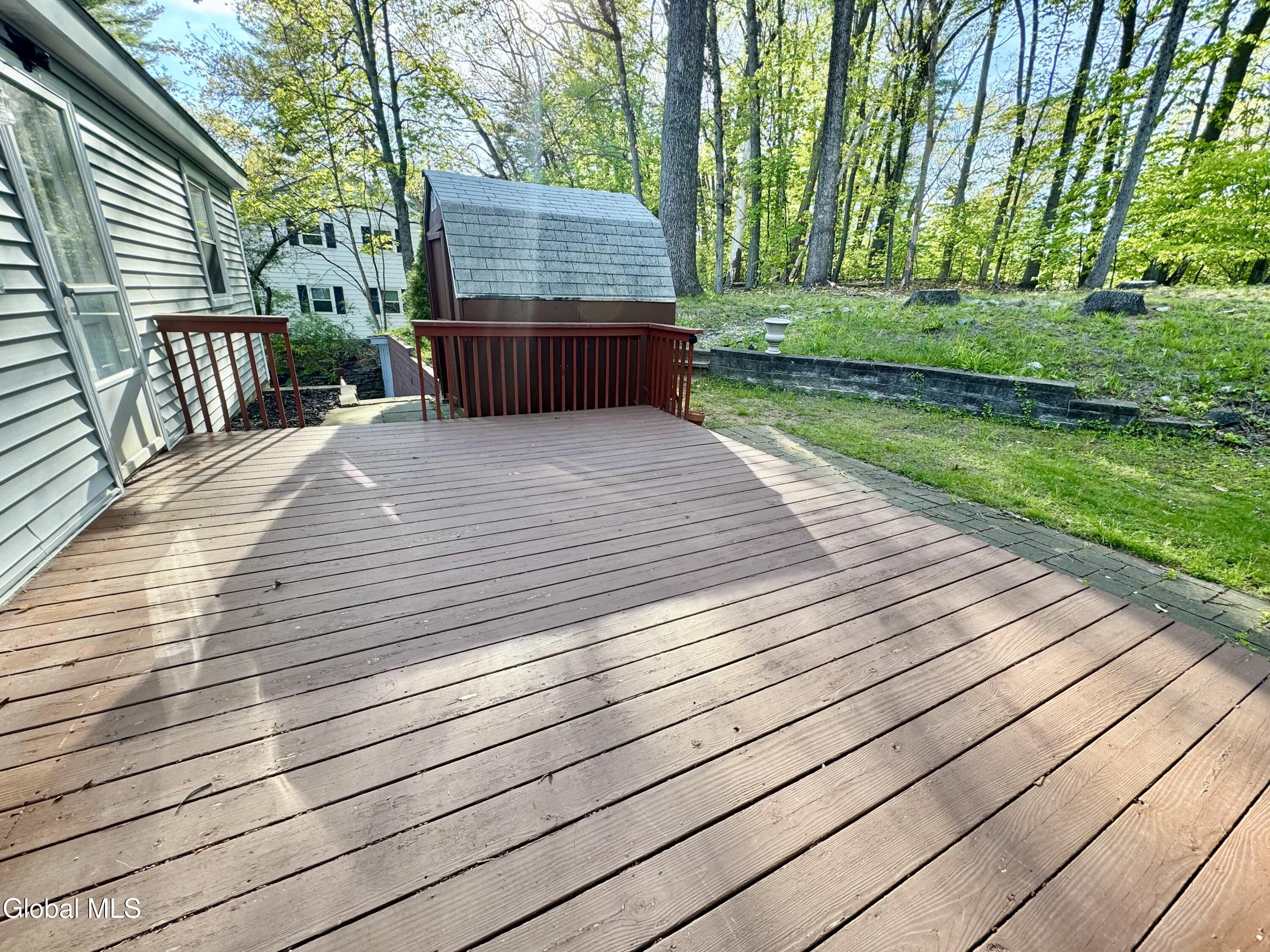 25 Shadow Wood Way Ballston Lake NY 12019