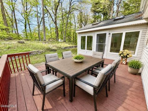 25 Shadow Wood Way Ballston Lake NY 12019