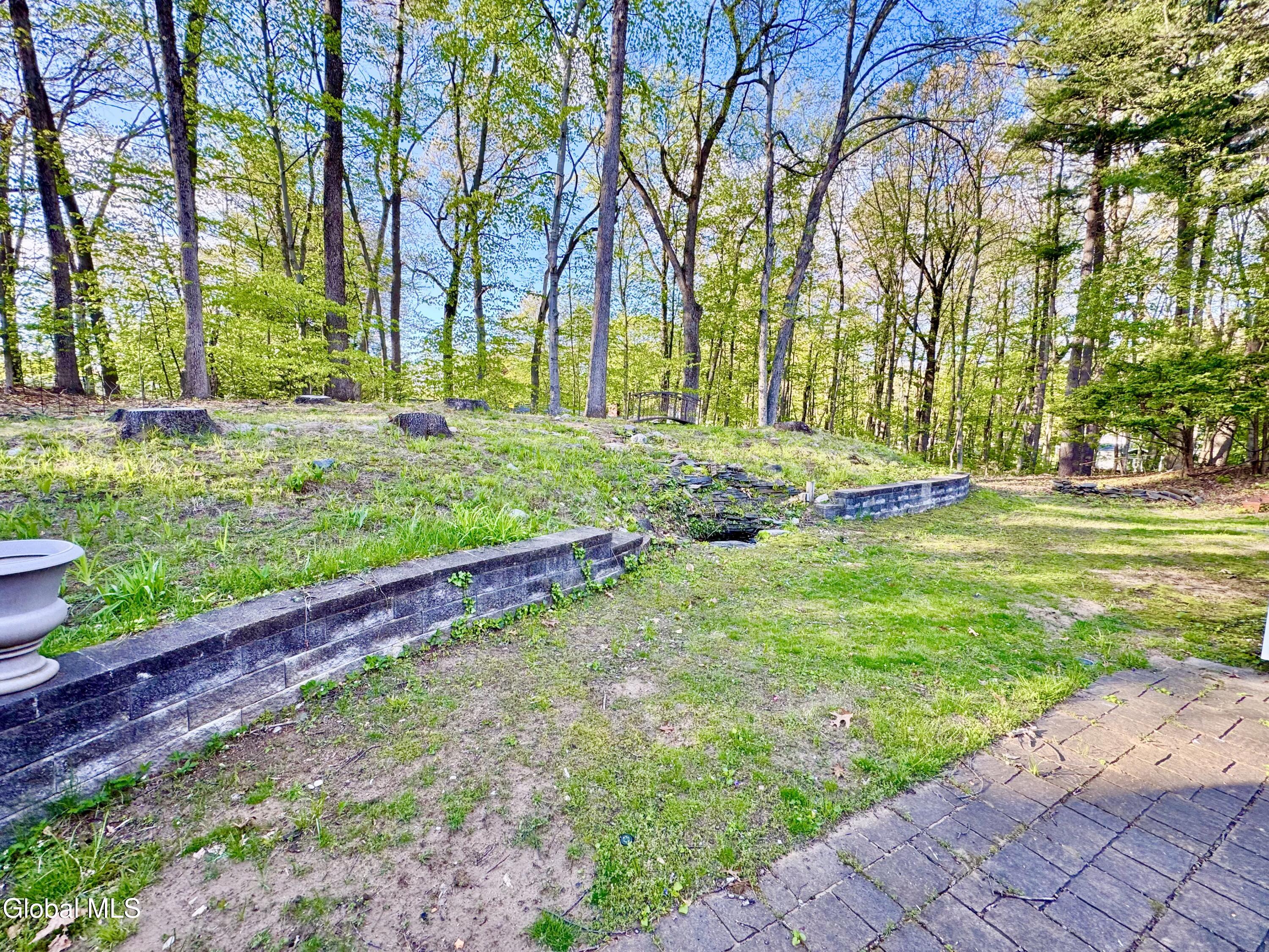25 Shadow Wood Way Ballston Lake NY 12019