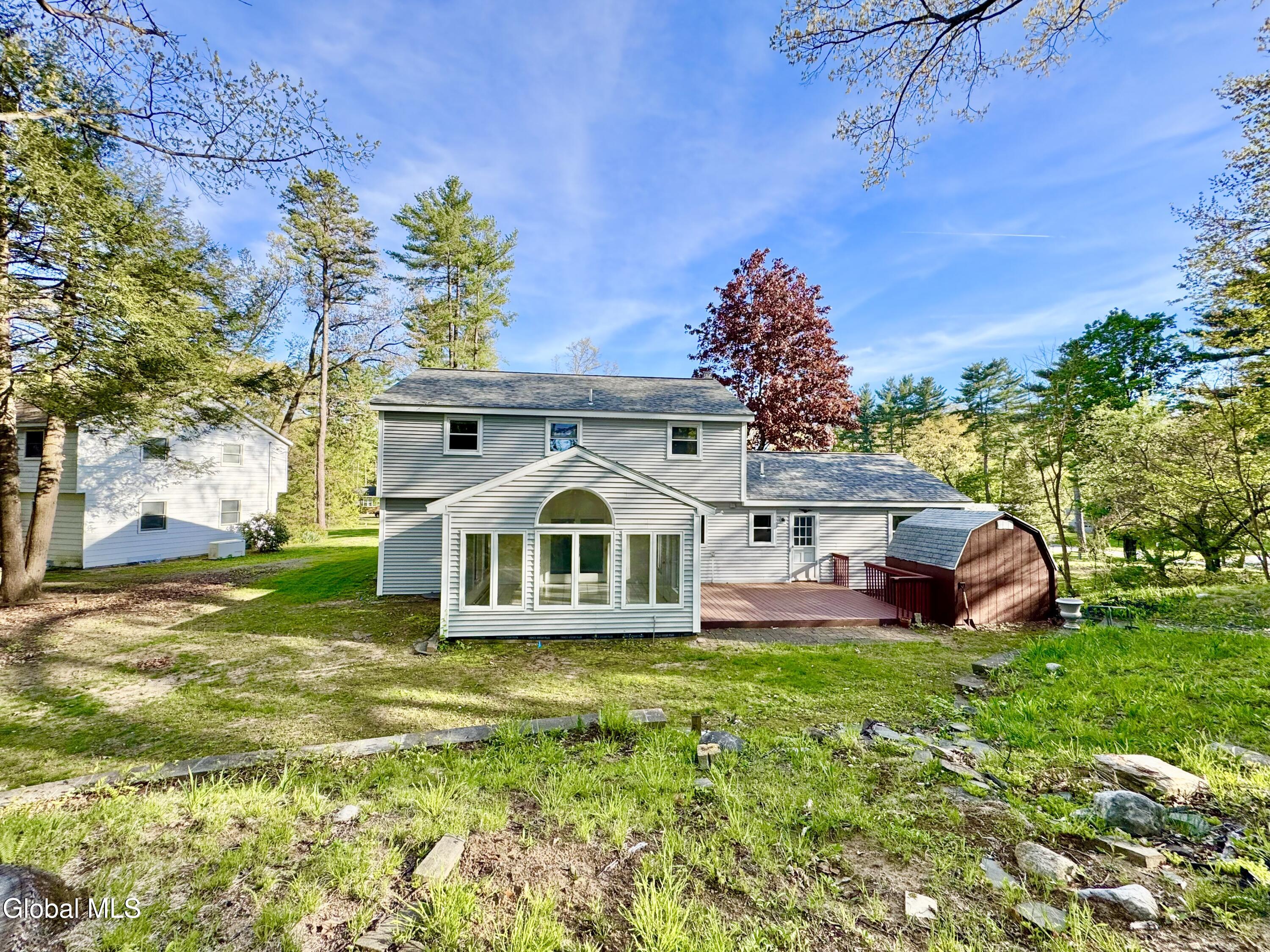 25 Shadow Wood Way Ballston Lake NY 12019