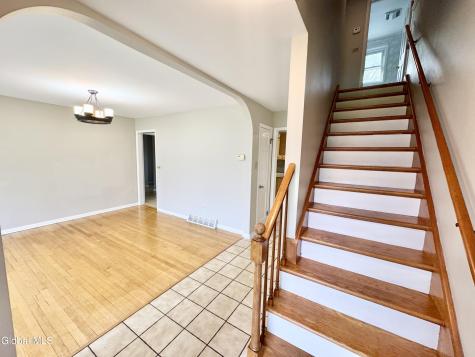 25 Shadow Wood Way Ballston Lake NY 12019