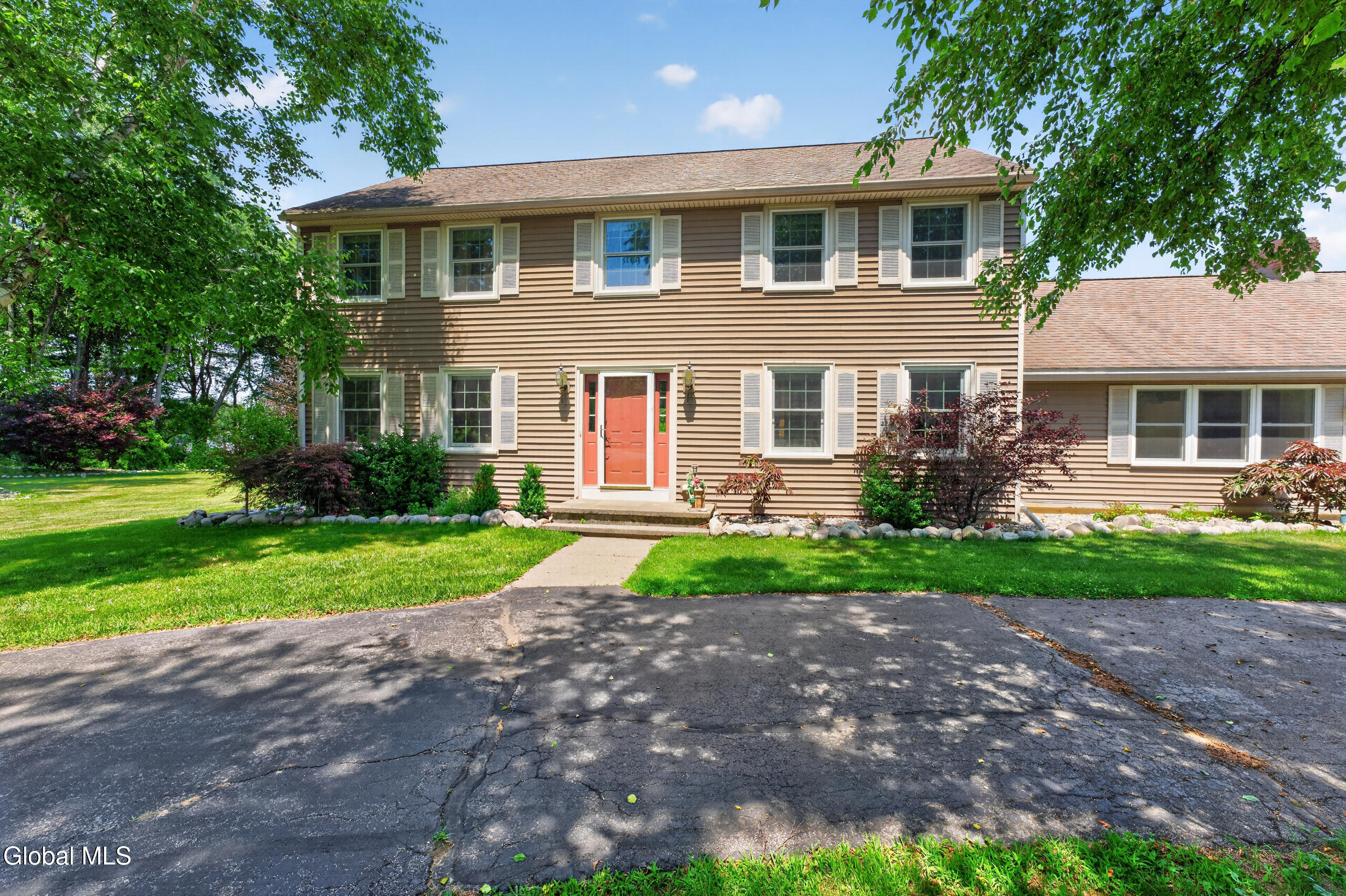 88 Oak Valley Way Queensbury NY 12804