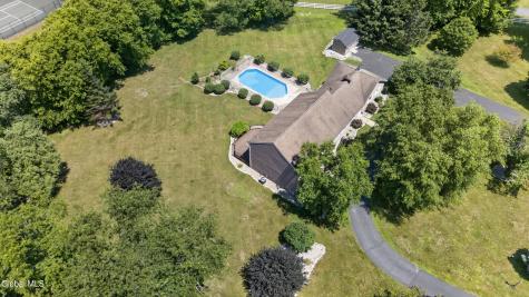 88 Oak Valley Way Queensbury NY 12804