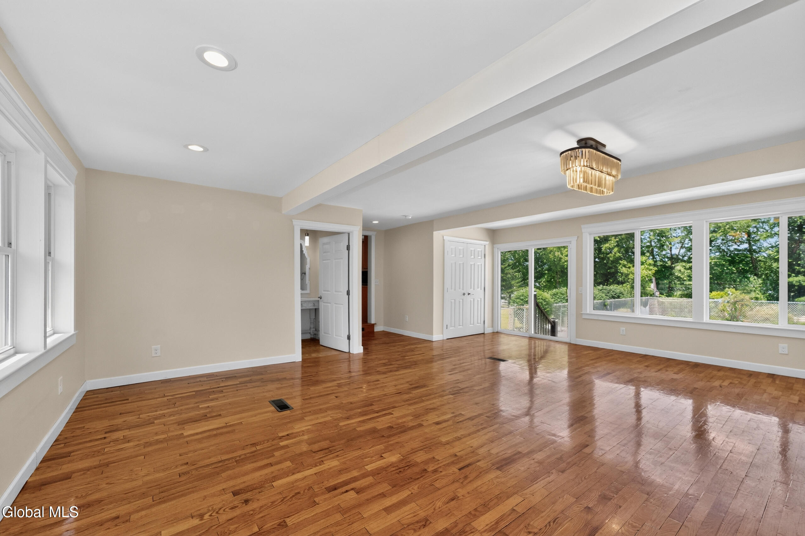 88 Oak Valley Way Queensbury NY 12804