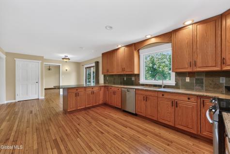88 Oak Valley Way Queensbury NY 12804