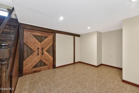 88 Oak Valley Way Queensbury NY 12804