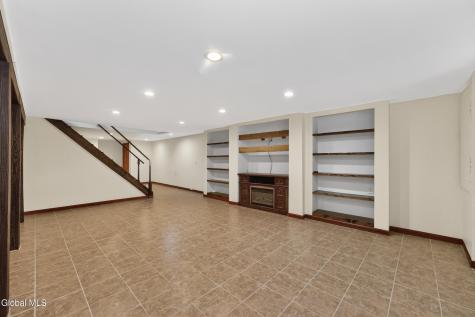 88 Oak Valley Way Queensbury NY 12804