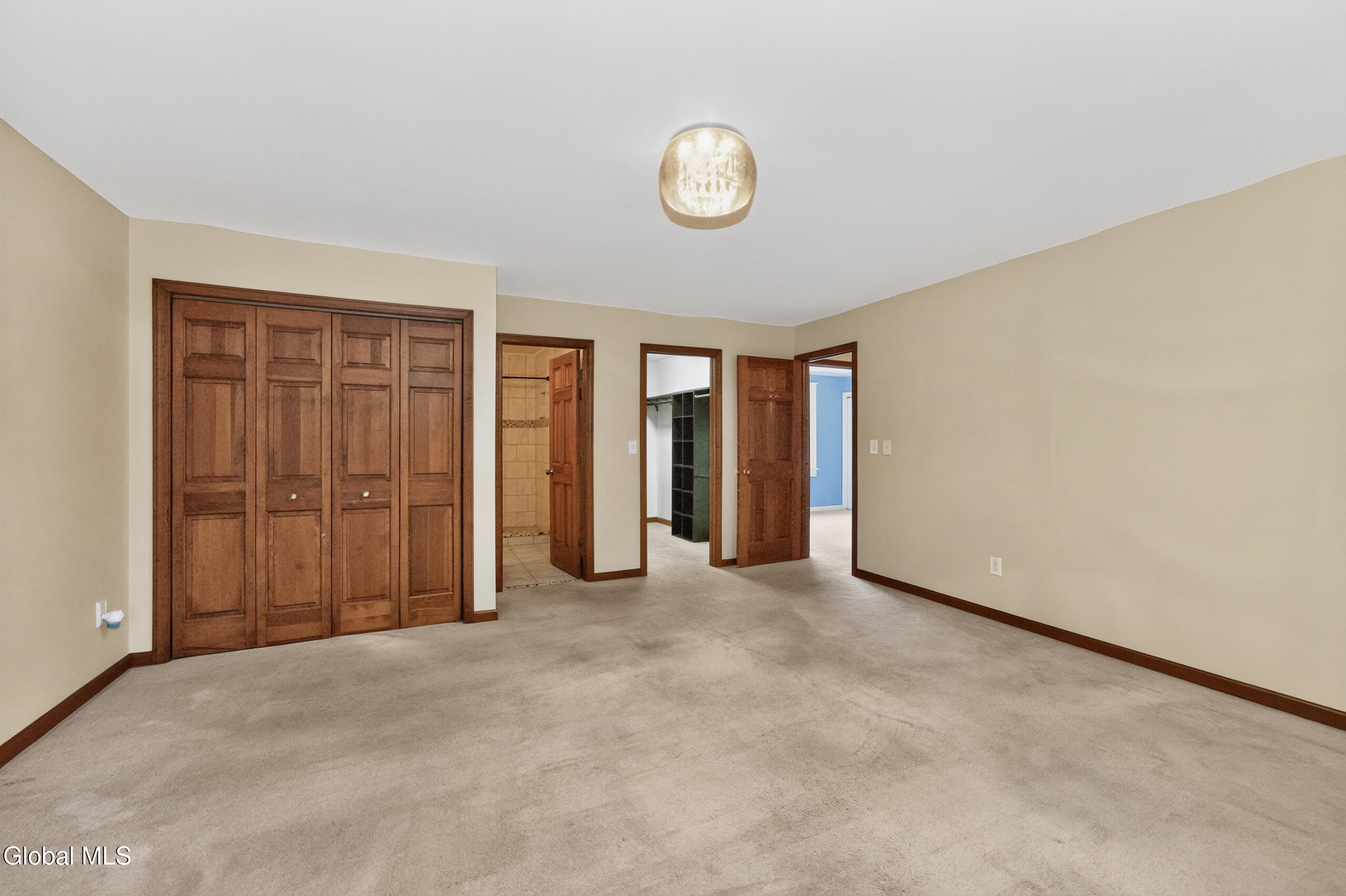 88 Oak Valley Way Queensbury NY 12804