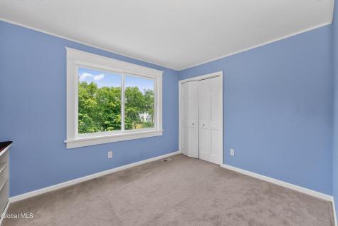 88 Oak Valley Way Queensbury NY 12804