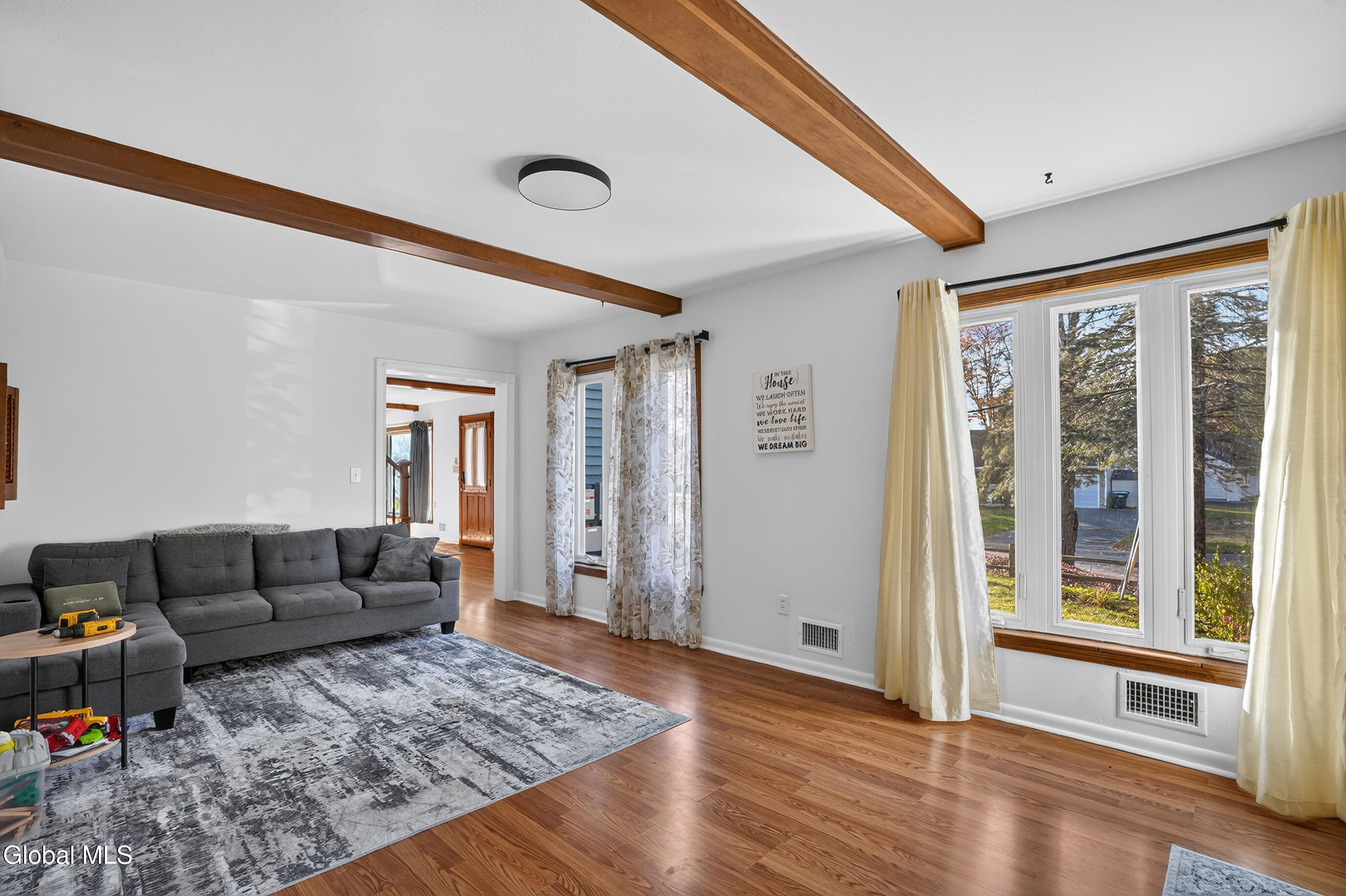 4 Bossi Lane Schenectady NY 12303