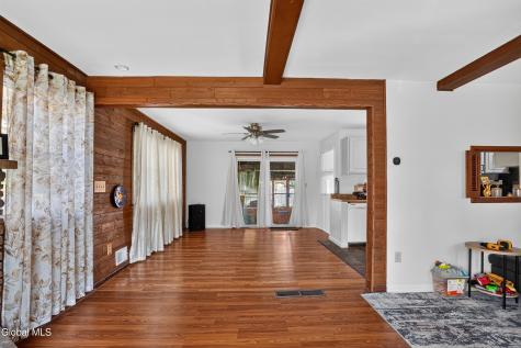 4 Bossi Lane Schenectady NY 12303