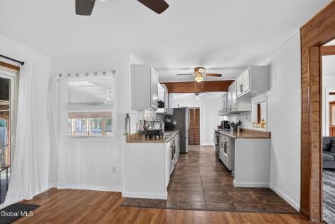 4 Bossi Lane Schenectady NY 12303