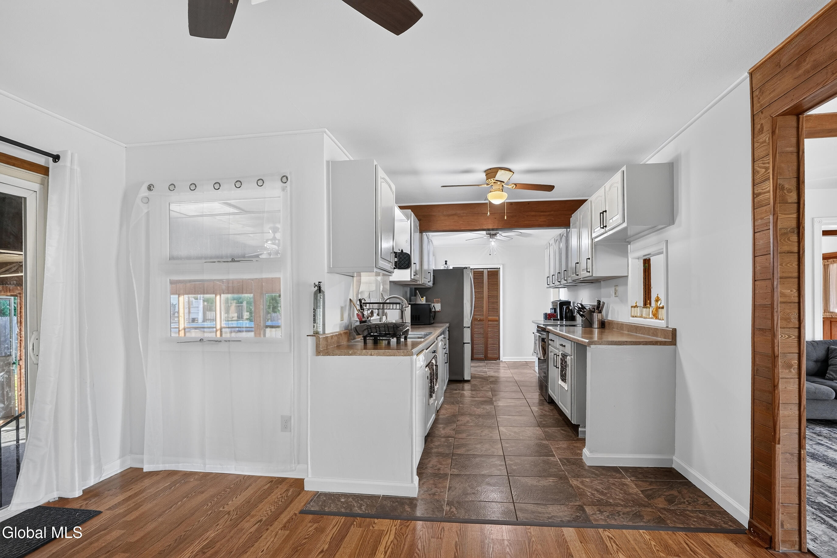 4 Bossi Lane Schenectady NY 12303