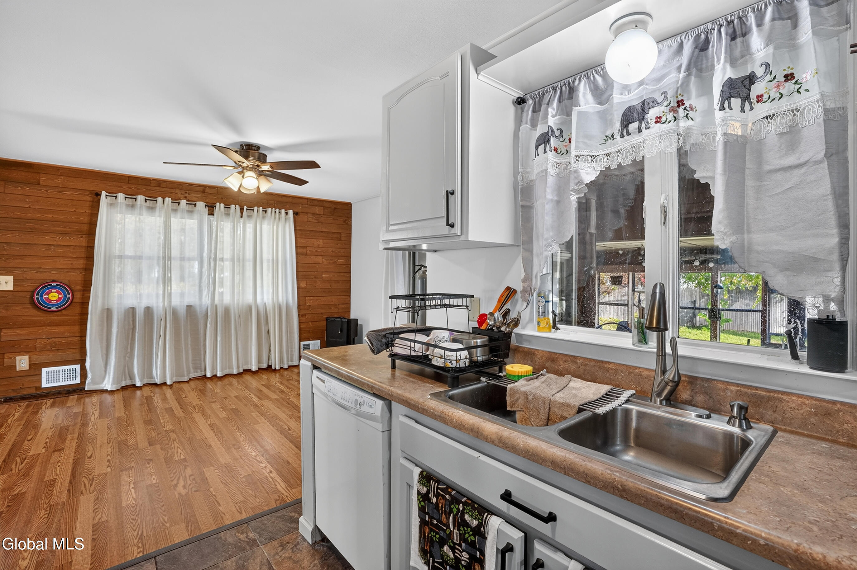 4 Bossi Lane Schenectady NY 12303