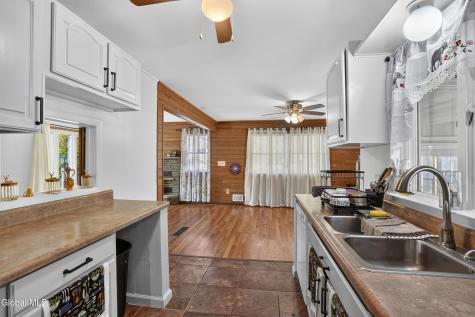 4 Bossi Lane Schenectady NY 12303