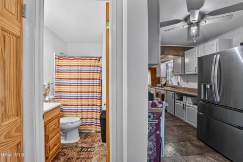 4 Bossi Lane Schenectady NY 12303