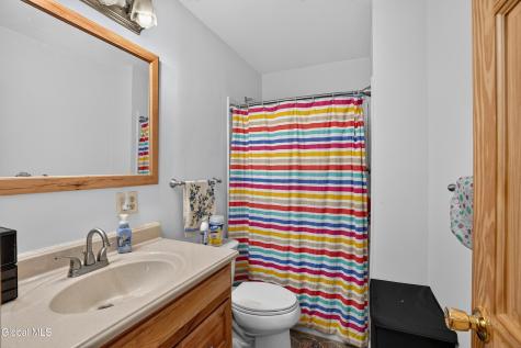 4 Bossi Lane Schenectady NY 12303