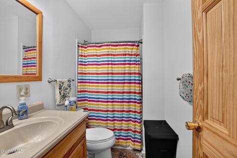 4 Bossi Lane Schenectady NY 12303
