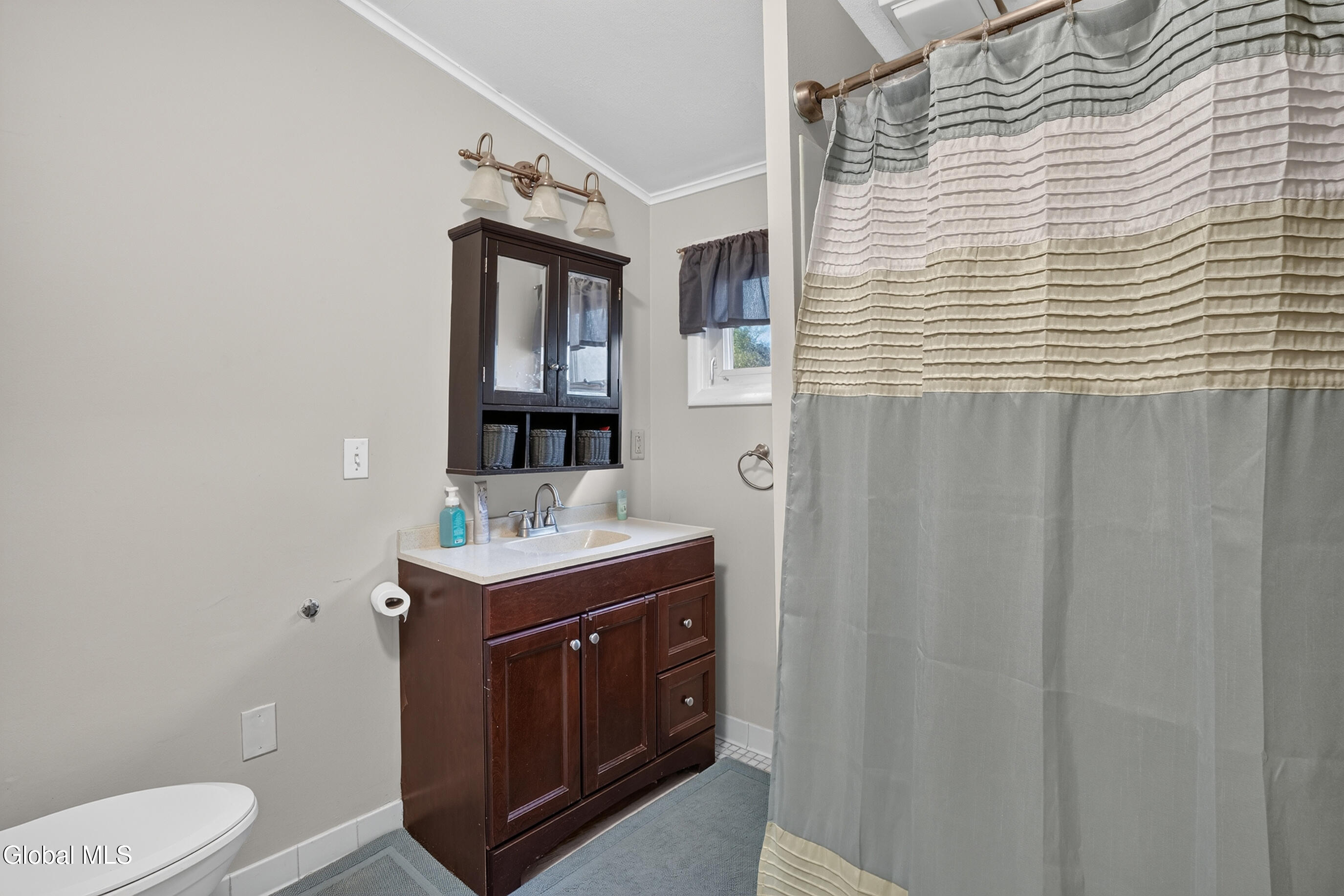 4 Bossi Lane Schenectady NY 12303