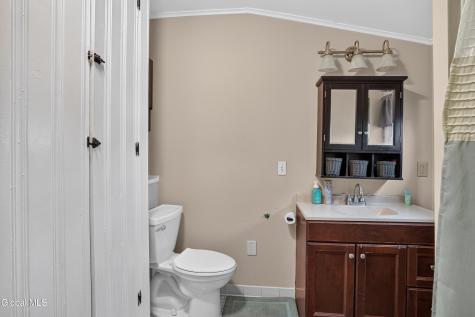 4 Bossi Lane Schenectady NY 12303