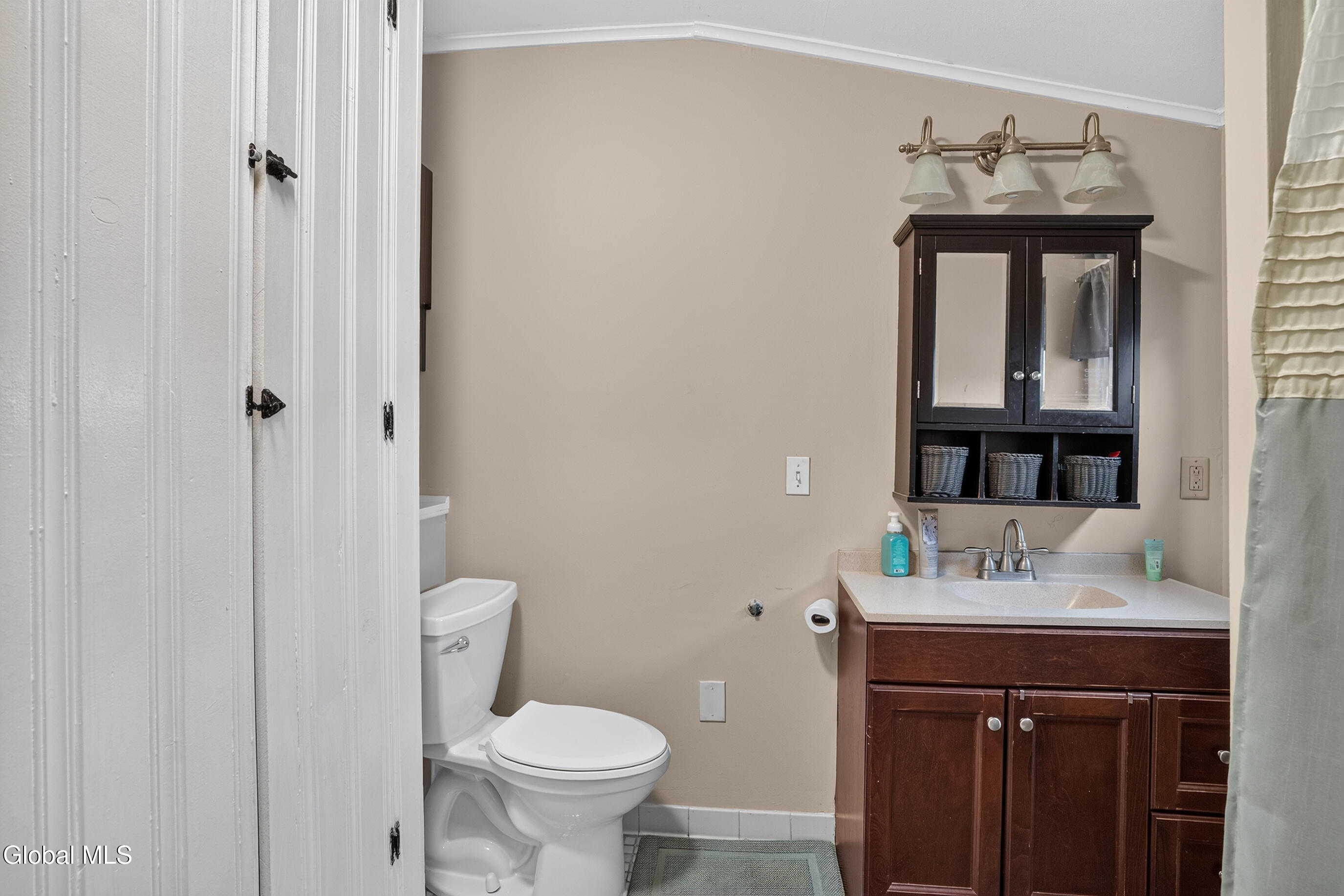 4 Bossi Lane Schenectady NY 12303