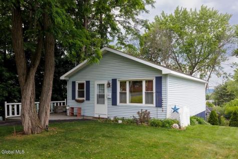 2407 Lenox Road Schenectady NY 12308