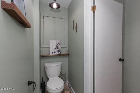 2407 Lenox Road Schenectady NY 12308