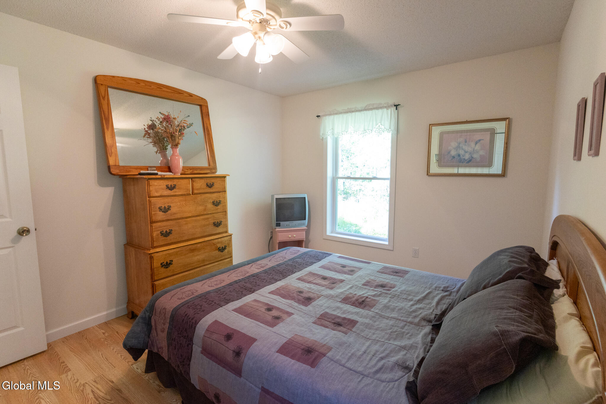 31 Lausanne Lane Lake Luzerne NY 12846