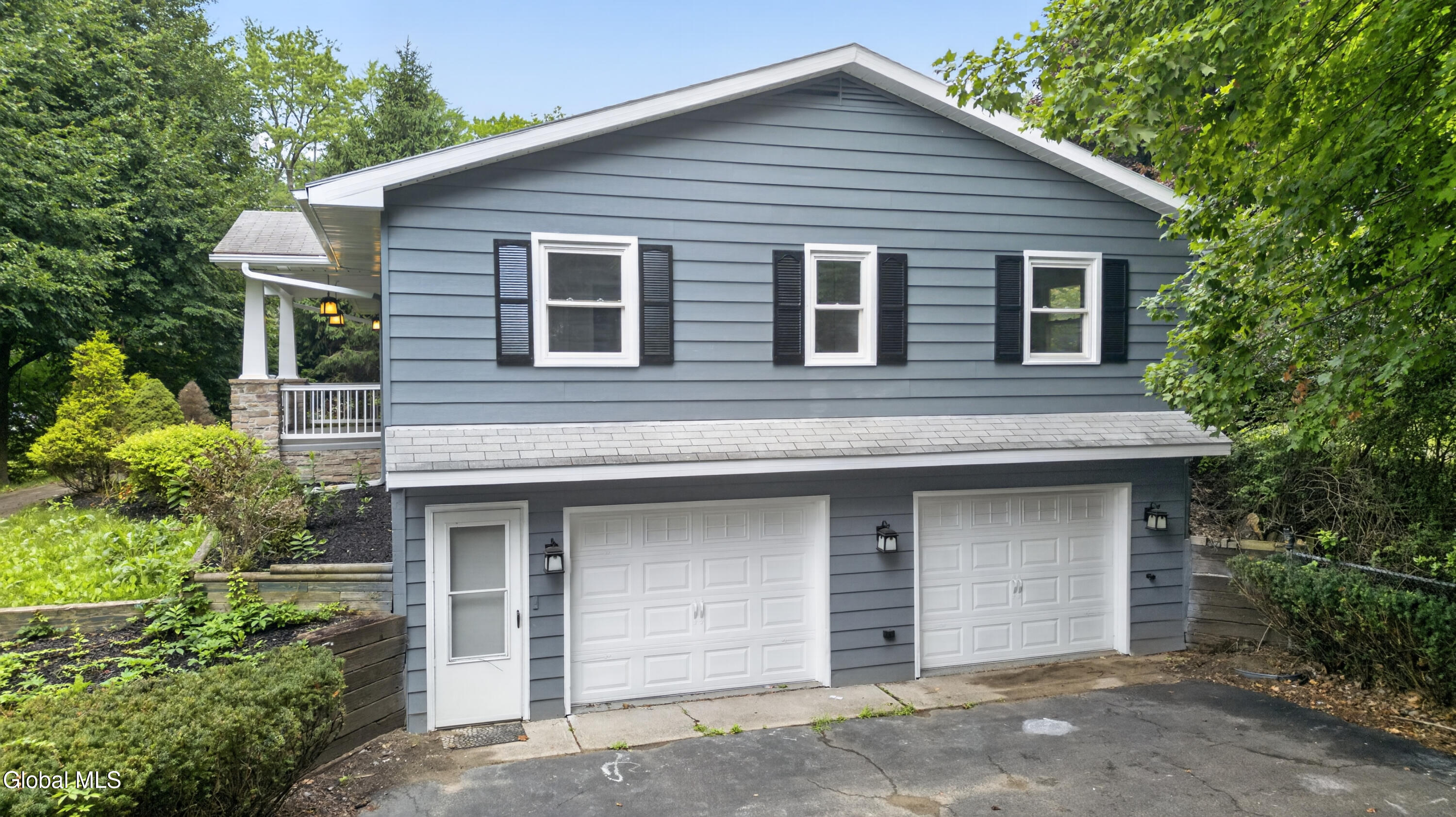 417 Albany Shaker Road Loudonville NY 12211