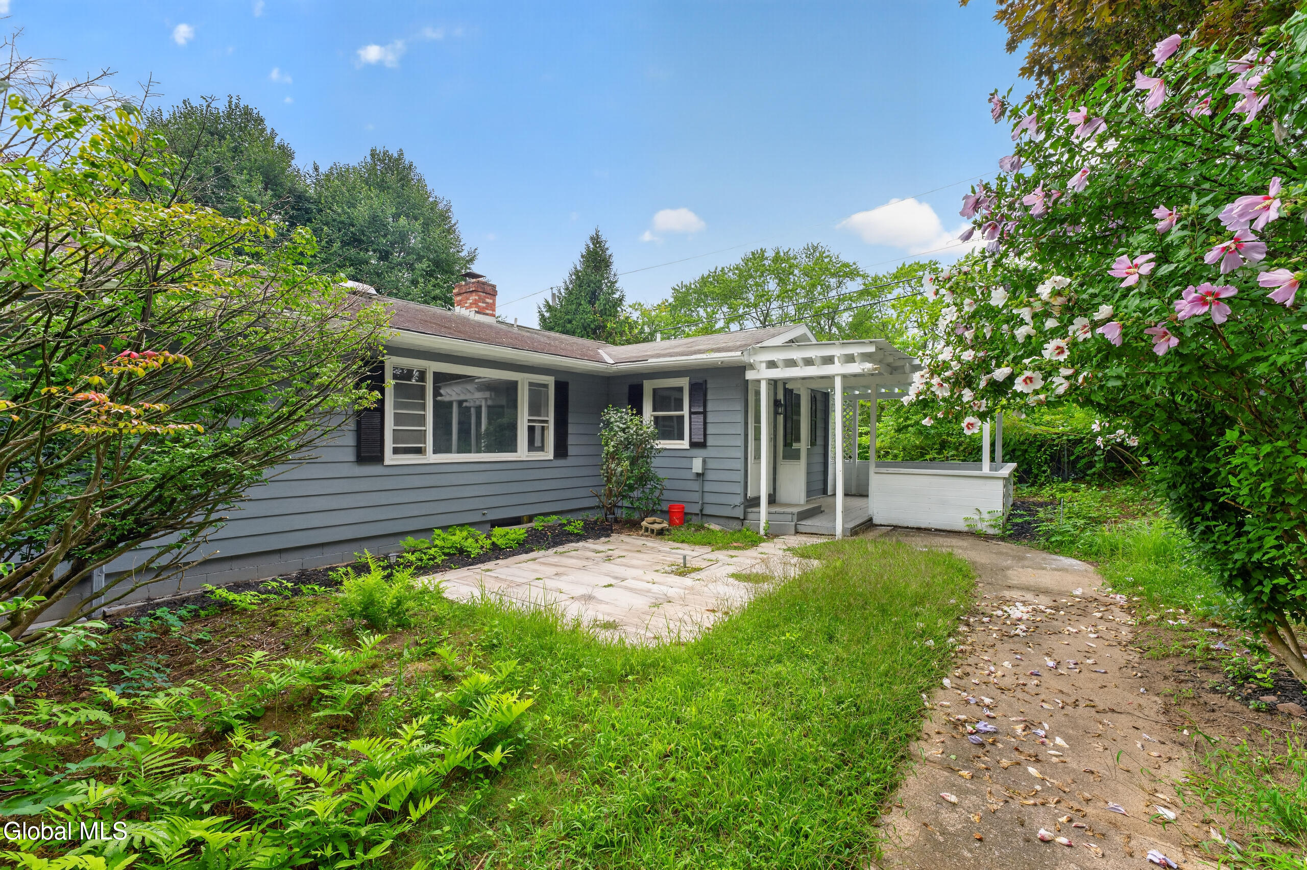 417 Albany Shaker Road Loudonville NY 12211
