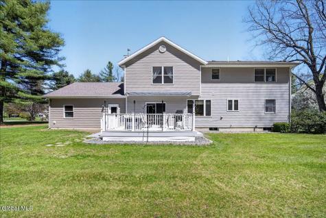 16 Muriel Lane Schaghticoke NY 12154