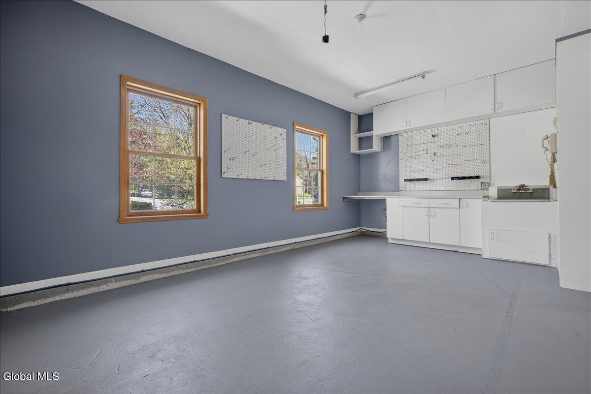 16 Muriel Lane Schaghticoke NY 12154
