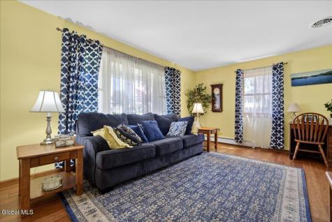 16 Muriel Lane Schaghticoke NY 12154