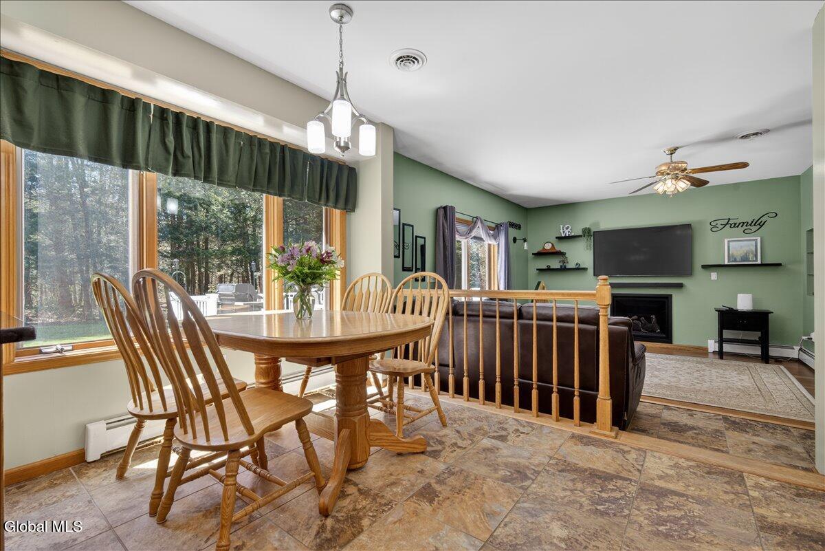 16 Muriel Lane Schaghticoke NY 12154