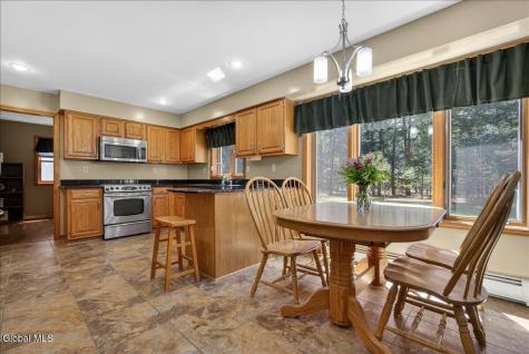 16 Muriel Lane Schaghticoke NY 12154