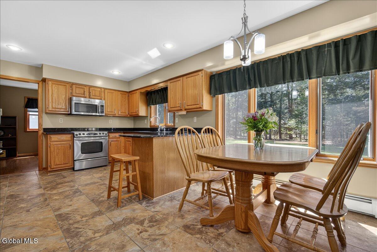 16 Muriel Lane Schaghticoke NY 12154