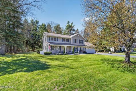 16 Muriel Lane Schaghticoke NY 12154