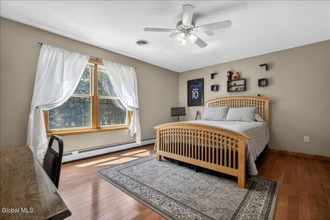 16 Muriel Lane Schaghticoke NY 12154