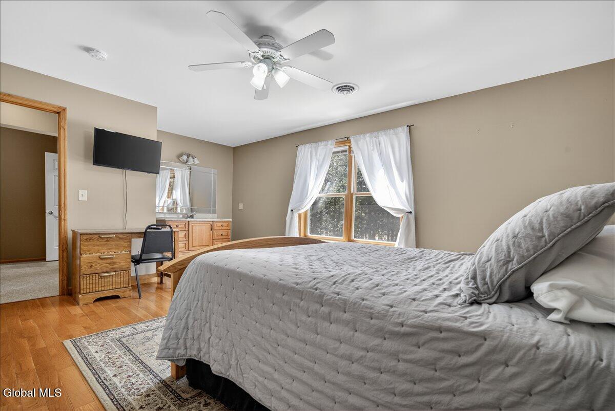 16 Muriel Lane Schaghticoke NY 12154