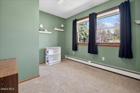 16 Muriel Lane Schaghticoke NY 12154